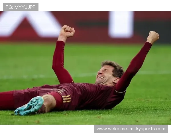 足球门将单手托出死角球，瞬间逆转比赛的传奇瞬间