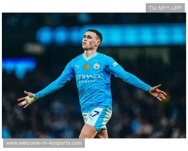 福登有望在未来比赛中承担更多组织职责，福登的踢法像谁