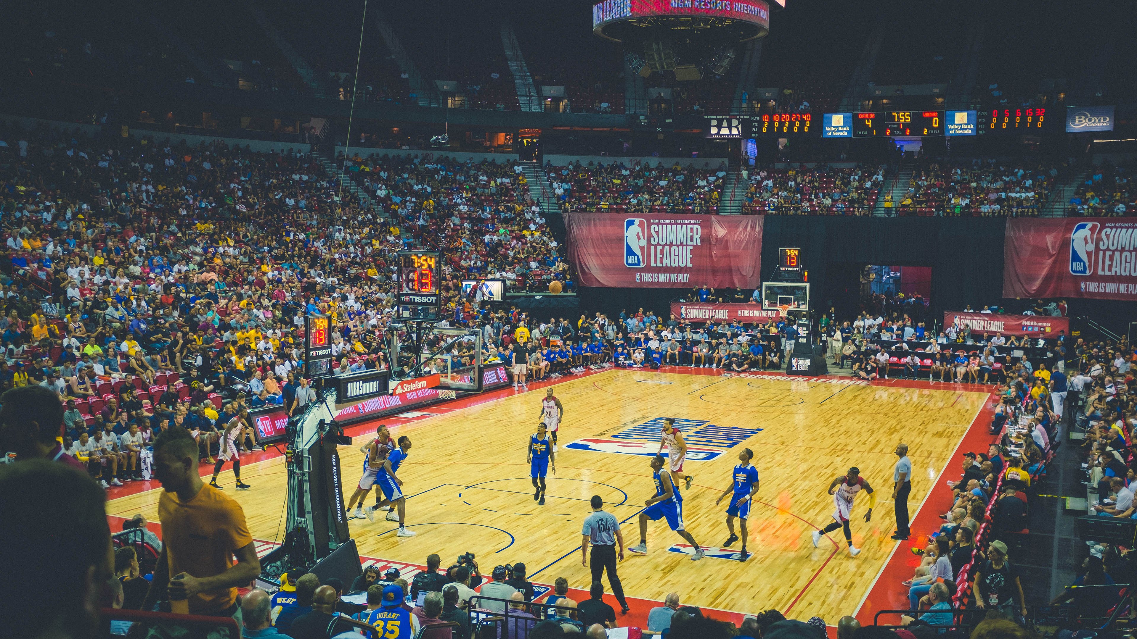 新秀崭露头角，未来之星闪耀赛场！，未来之星是谁